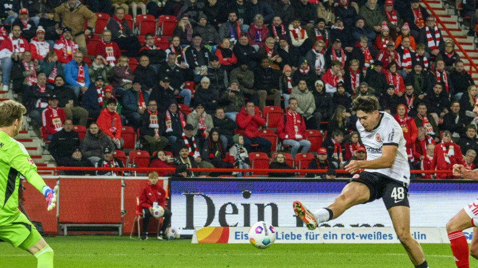 Trotz R&uuml;ckendeckung f&uuml;r Fischer: Union unterliegt Frankfurt