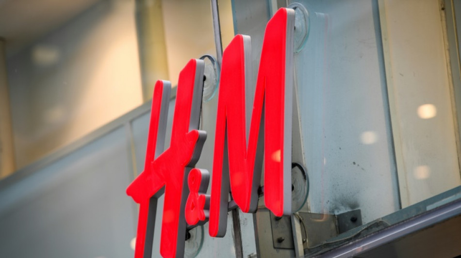 Berichte &uuml;ber Menschenrechtsverletzungen: H&M stellt Aktivit&auml;ten in Myanmar ein