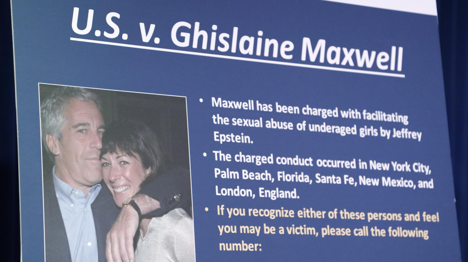 Democratici Usa chiedono indagine sul trasferimento di Maxwell