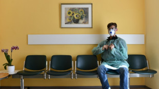 Ärzteverbände empfehlen Ende der Maskenpflicht in Arztpraxen