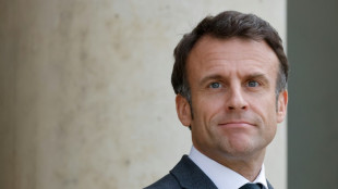 Macron veut poursuivre sa baisse de la fiscalité, et "avancer" sur les sujets nationaux