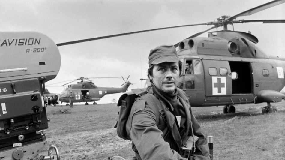 Archivan la investigaci&oacute;n sobre las armas halladas en el domicilio del actor franc&eacute;s Alain Delon