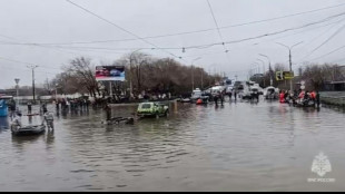 Habitantes de la ciudad rusa de Orsk se manifiestan por la gestión de las inundaciones