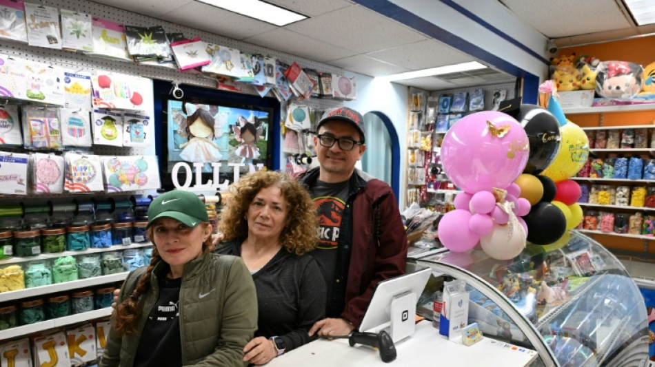 M&aacute;s golpes y menos pi&ntilde;atas: los aranceles de Trump sacuden a los microempresarios de EEUU