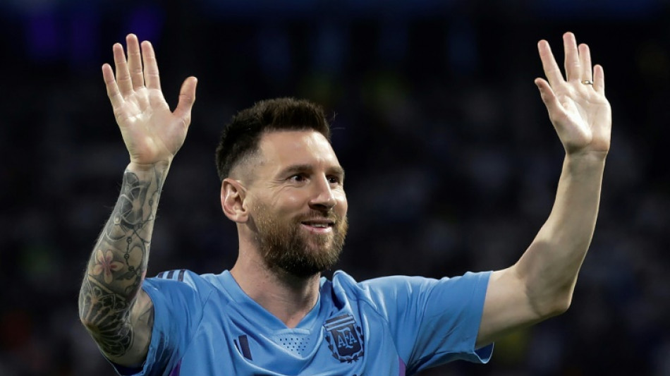 Com Messi, Argentina divulga lista de convocados para in&iacute;cio das Eliminat&oacute;rias