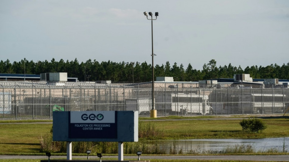 El Servicio de inmigraci&oacute;n y aduanas en EEUU planea pr&aacute;cticamente duplicar sus efectivos