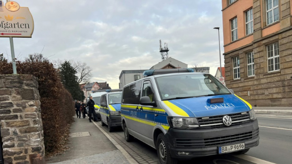 Lindholz h&auml;lt Migrationssystem f&uuml;r &uuml;berlastet - Dobrindt fordert "Vollbremsung"