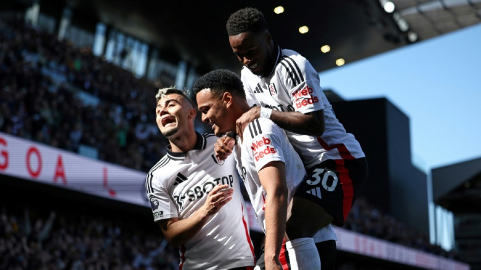 Liverpool perde para Fulham seu 2&ordm; jogo na Premier League; Southampton &eacute; rebaixado