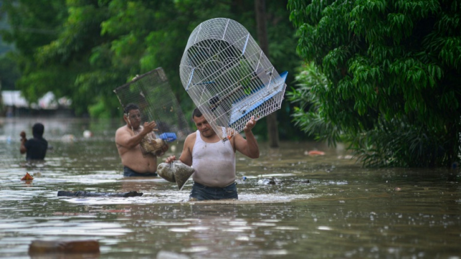 Tempestades deixam 23 mortos no M&eacute;xico