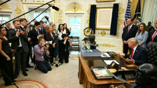 Juiz ordena que a Casa Branca restabele&ccedil;a acesso a canais e site vetados por Trump