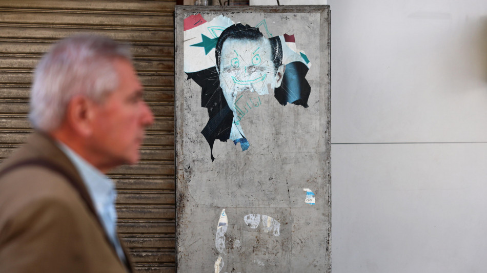 Fonti europee, ok dei 27 Ue a revoca delle sanzioni alla Siria