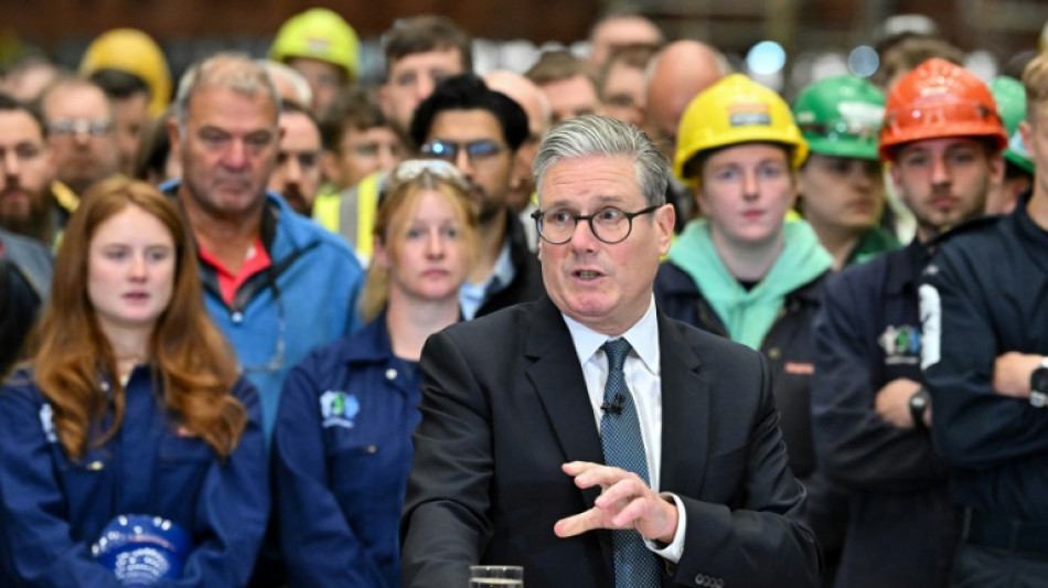 Reino Unido anuncia a constru&ccedil;&atilde;o de submarinos em seu plano de rearmamento