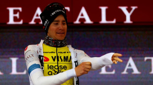 El ciclista belga Cian Uijtdebroeks (Visma) abandona el Giro de Italia