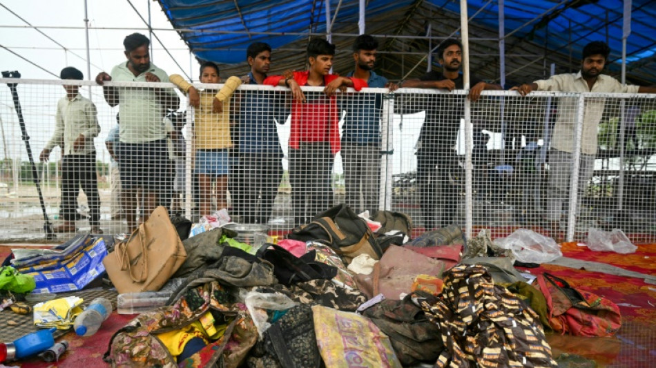 Inde: des t&eacute;moins d&eacute;crivent le "chaos" lors de la bousculade qui a fait 121 morts