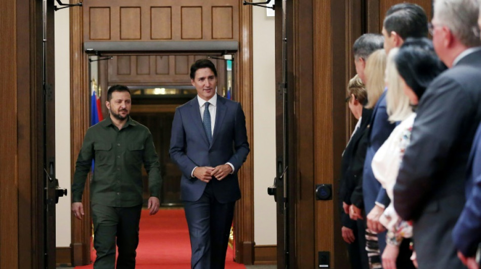 Canadá apoiará a Ucrânia 'o tempo que for necessário', diz Trudeau a Zelensky
