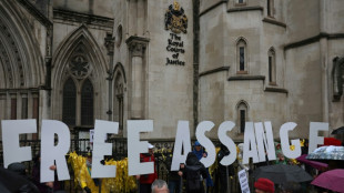 Julian Assange não comparece a dia decisivo de julgamento sobre extradição