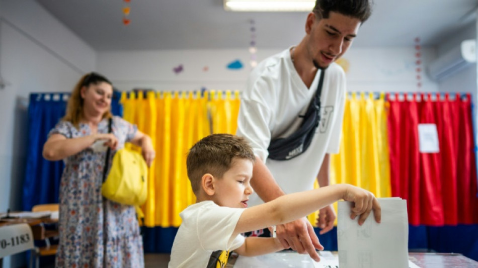 Romanians vote in tense presidential rerun as far right eyes win