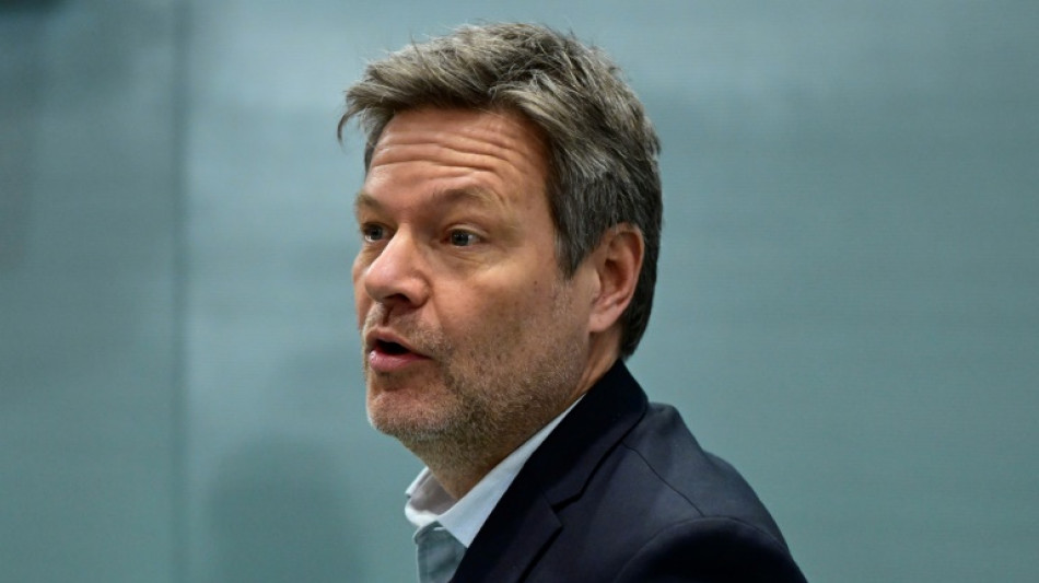 Habeck verteidigt Subventionsk&uuml;rzungen beim Agrardiesel