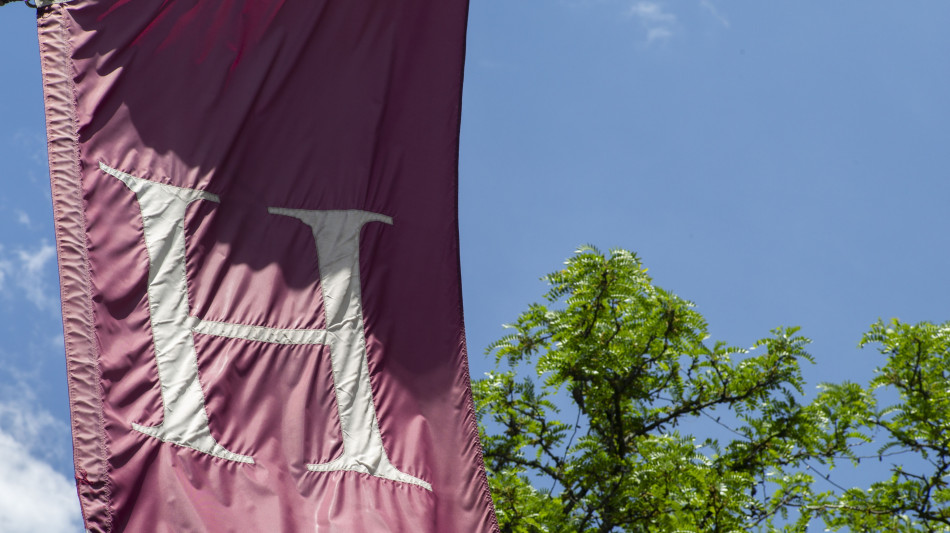 Harvard, 'studenti stranieri hanno paura di venire alle lauree'