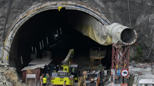 Hopes rise Indian rescuers will reach 41 trapped in tunnel 'soon'