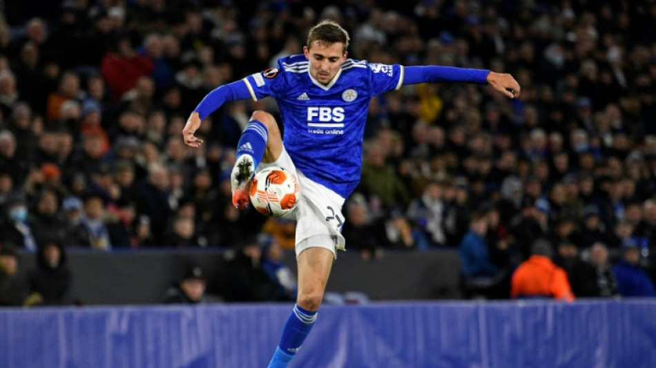 Fulham sign Leicester defender Castagne 
