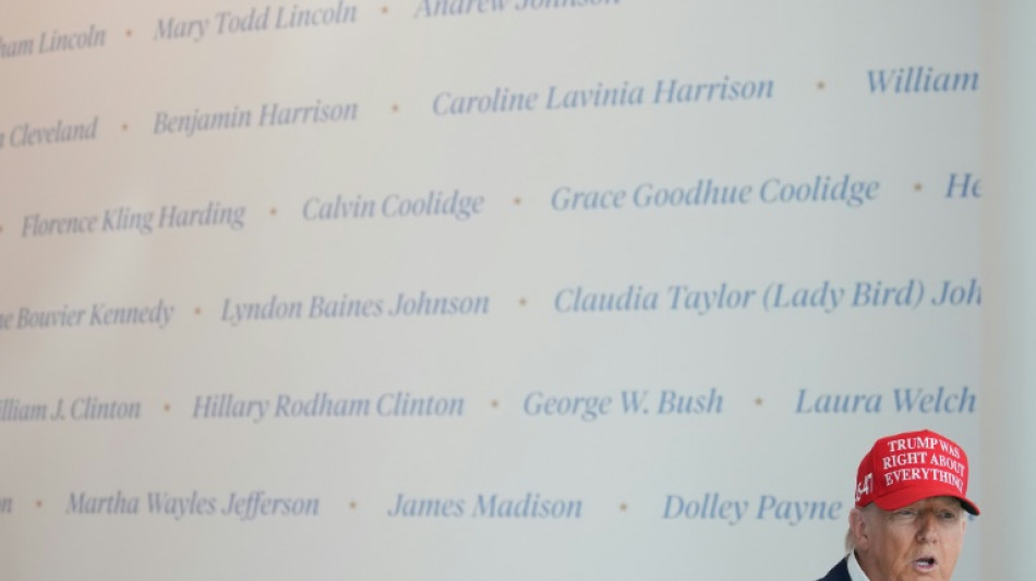 Les rumeurs sur la sant&eacute; de Trump persistent malgr&eacute; les d&eacute;mentis