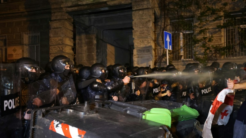 Polizei in Georgien setzt Tränengas gegen pro-europäische Demonstranten ein