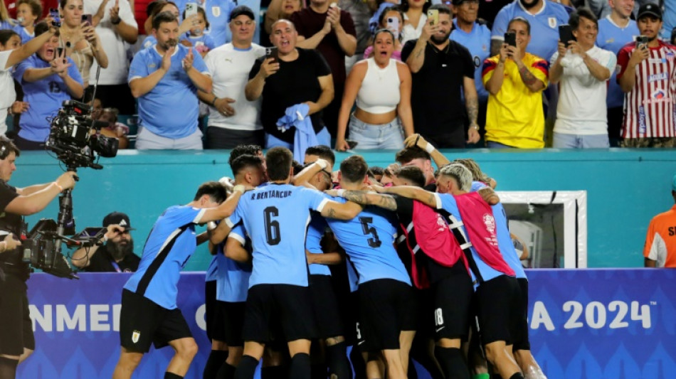 Uruguai estreia na Copa Am&eacute;rica com vit&oacute;ria sobre o Panam&aacute; (3-1)