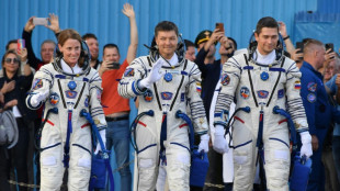 Raumschiff mit zwei Kosmonauten und einer US-Astronautin zur ISS gestartet