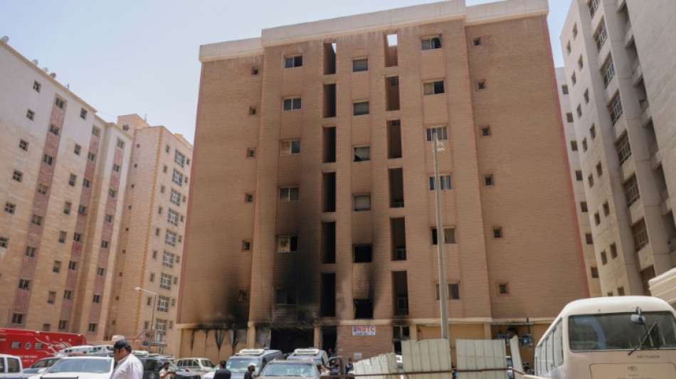 Un incendio en Kuwait provoca 50 muertos, la mayor&iacute;a indios, seg&uacute;n el ministerio de Exteriores