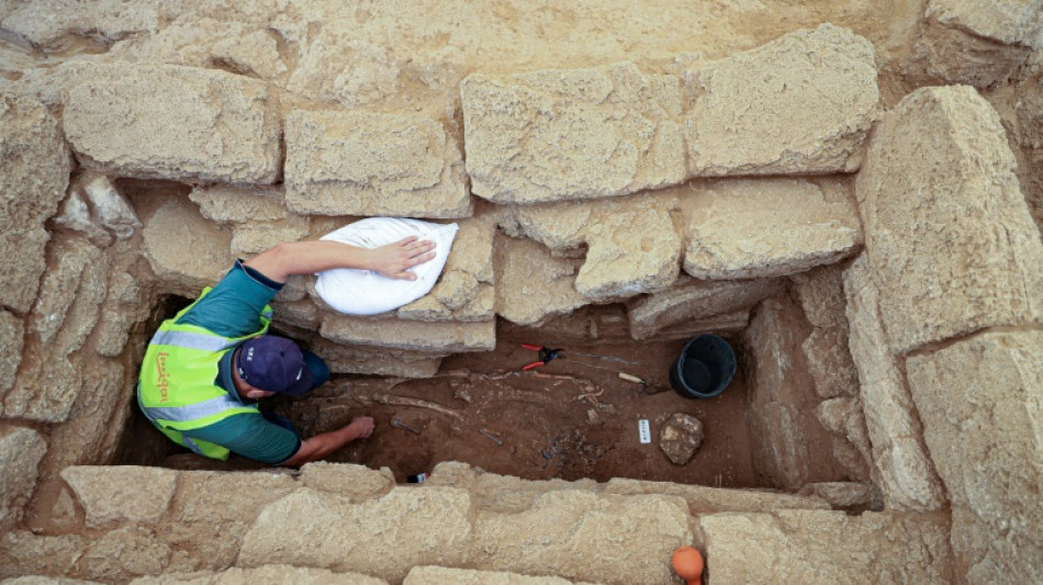 Quatro tumbas de 2.000 anos são descobertas na Faixa de Gaza
