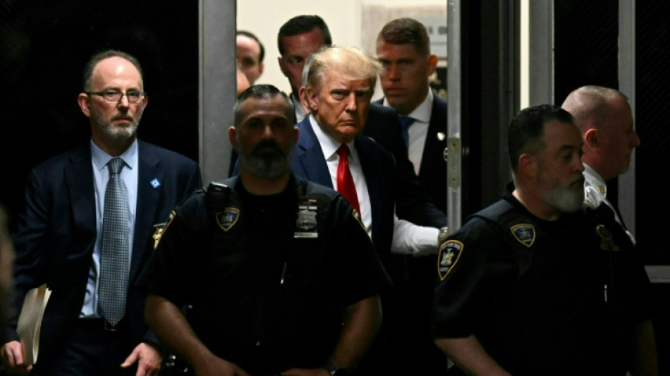 Trump zu historischer Anklageverlesung vor Gericht