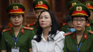 Empresária vietnamita condenada à morte por corrupção