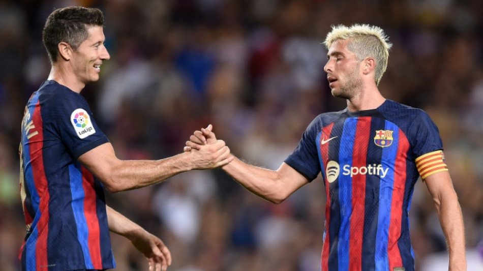 Real Madrid logra ganar 3-1 al Espanyol, el Bar&ccedil;a golea 4-0 al Real Valladolid