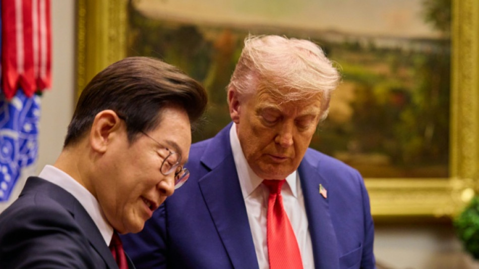 Trump begeistert von Füllhalter aus Südkorea: Aktienkurs von Füllhalterfirma steigt