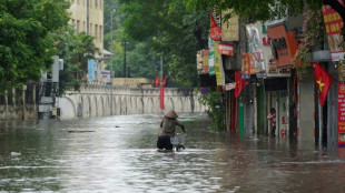 El tif&oacute;n Kajiki deja cinco muertos en Tailandia