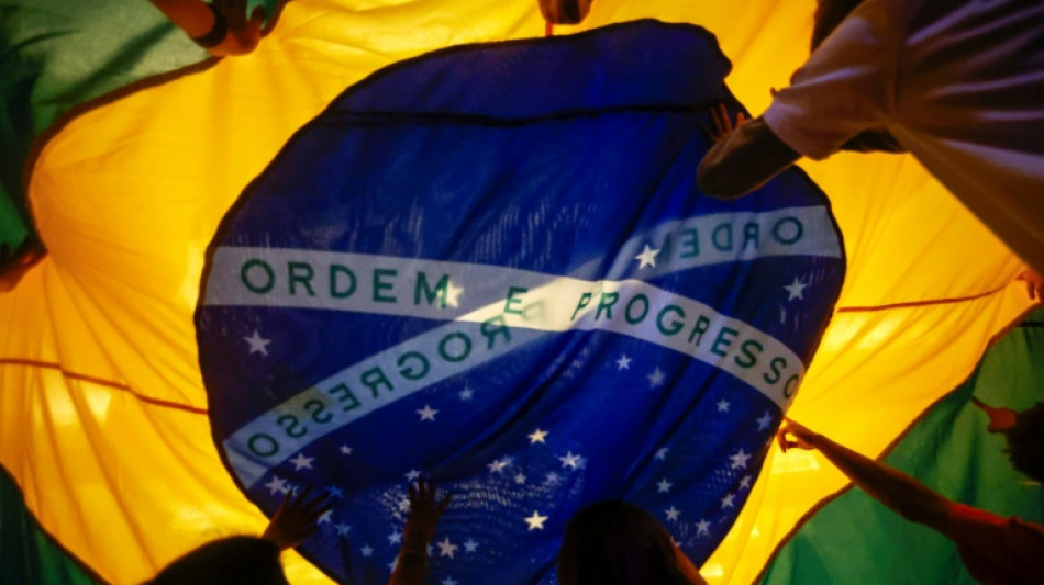 Brazil Central Bank holds interest rate as tariffs loom