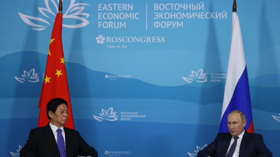 China reafirma su apoyo a Rusia, en dificultades en Ucrania