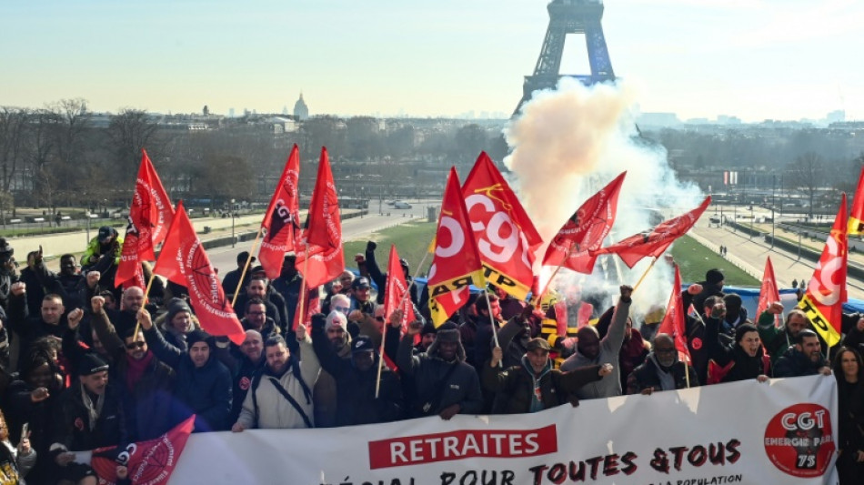 Retraites: un tweet fait d&eacute;railler les d&eacute;bats, un d&eacute;put&eacute; LFI exclu pour 15 jours