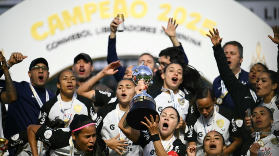 Corinthians vence Deportivo Cali nos p&ecirc;naltis e &eacute; campe&atilde;o da Libertadores feminina