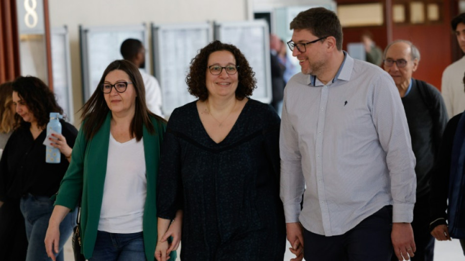 "Comment notre fille a pu subir &ccedil;a ?": au proc&egrave;s de l'enseignante d'Eva&euml;lle, le combat de ses parents 