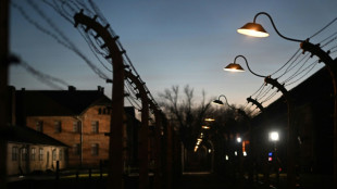 Nach Attacke auf NS-Gedenkst&auml;tte: Polizei findet Maschinenpistole bei Verd&auml;chtigem