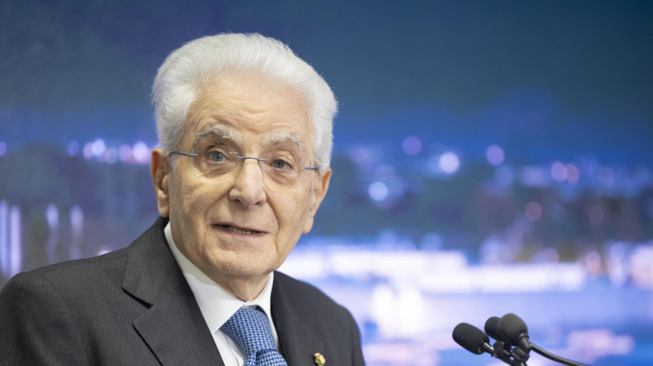 Mattarella 'da sport valori di rispetto, &egrave; messaggio per Paese'