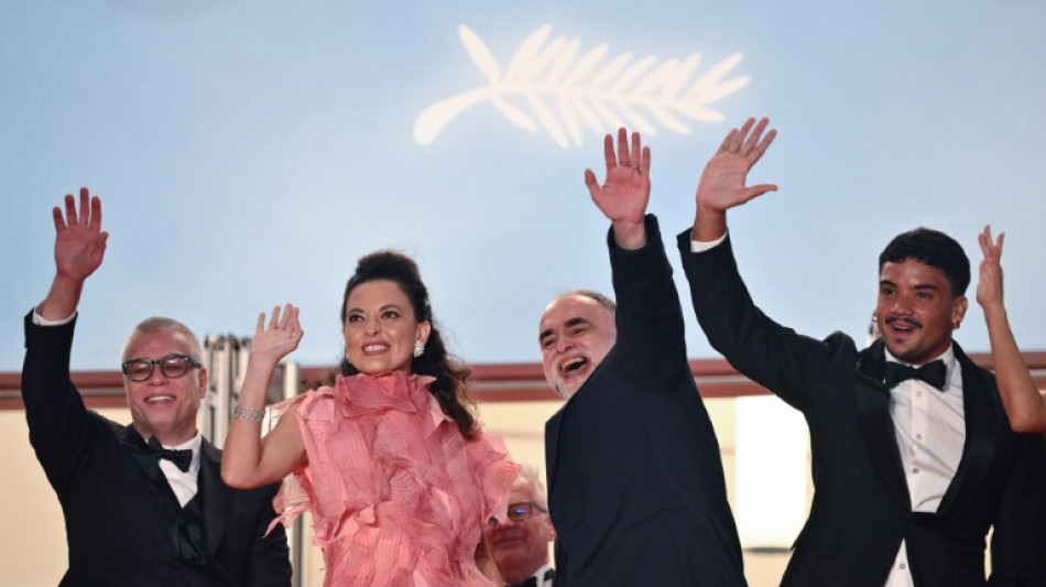 El brasileño Karim Ainouz sube la temperatura en Cannes con "Motel Destino"
