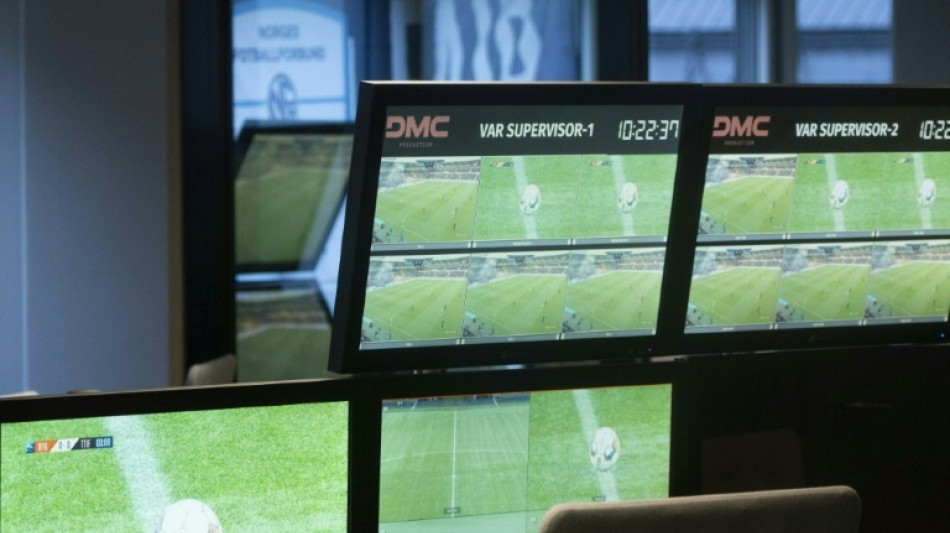 Ap&oacute;s vota&ccedil;&atilde;o, futebol noruegu&ecirc;s decide manter o VAR