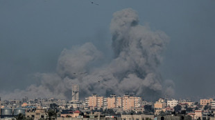 Israel continúa bombardeando Gaza, donde se agrava la crisis humanitaria