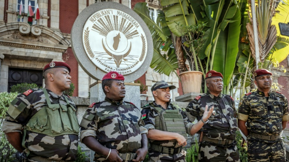 Madagascar: les militaires prennent le pouvoir apr&egrave;s un vote de destitution du pr&eacute;sident