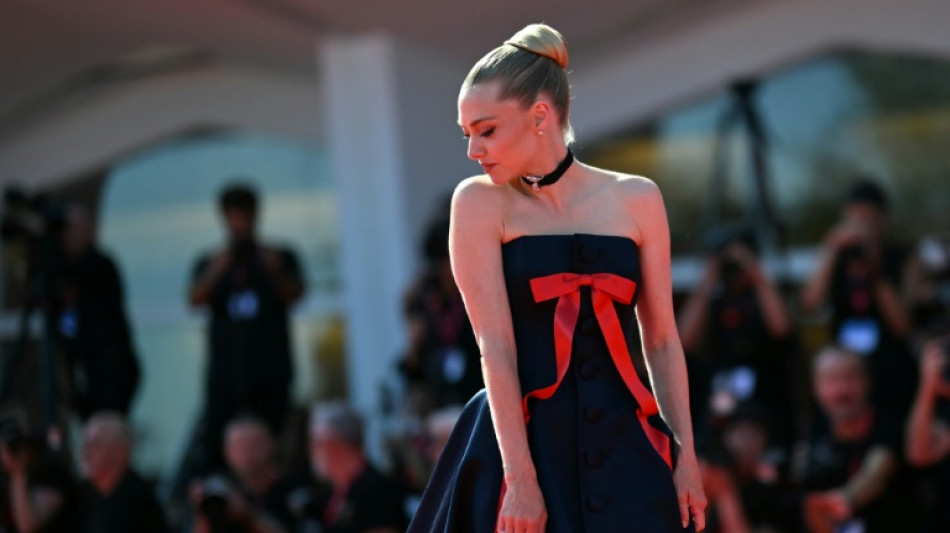 Segunda-feira da Mostra de Veneza traz artes marciais e &ecirc;xtase religioso