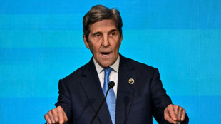 Kerry pede 'medidas urgentes' pelo clima em negociações com a China