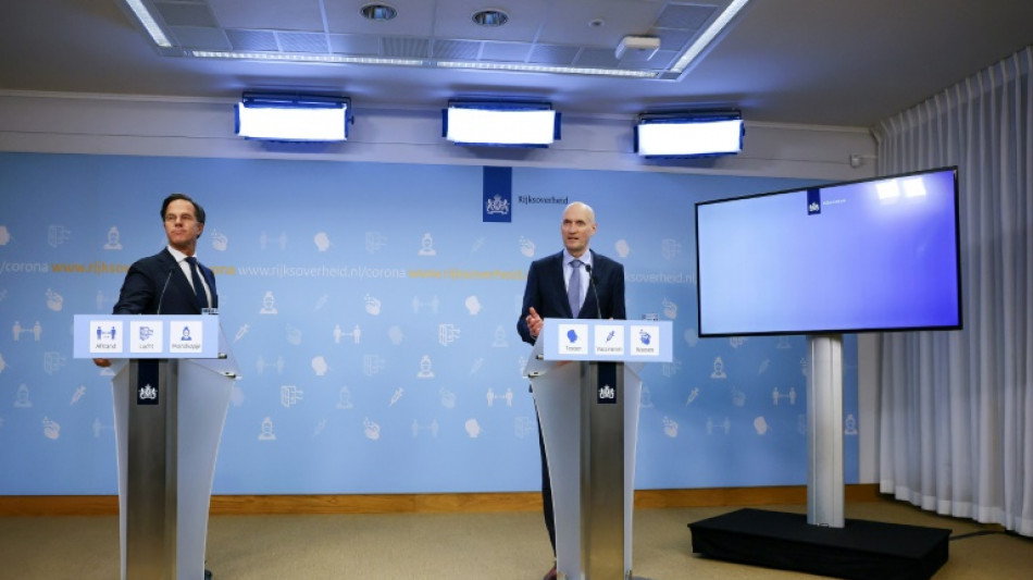 "Vous nous avez manqu&eacute;": les bars et les mus&eacute;es rouvrent aux Pays-Bas